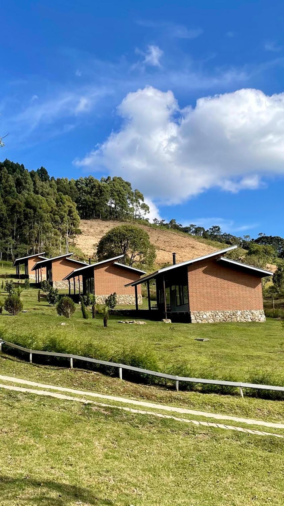 4 Estacoes & Chale Da Pedra Apartamento *